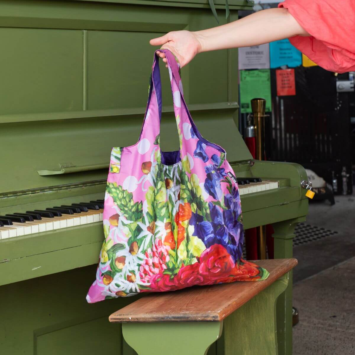 KATE QUINN HERE COMES THE SUN REUSABLE SHOPPER BAG