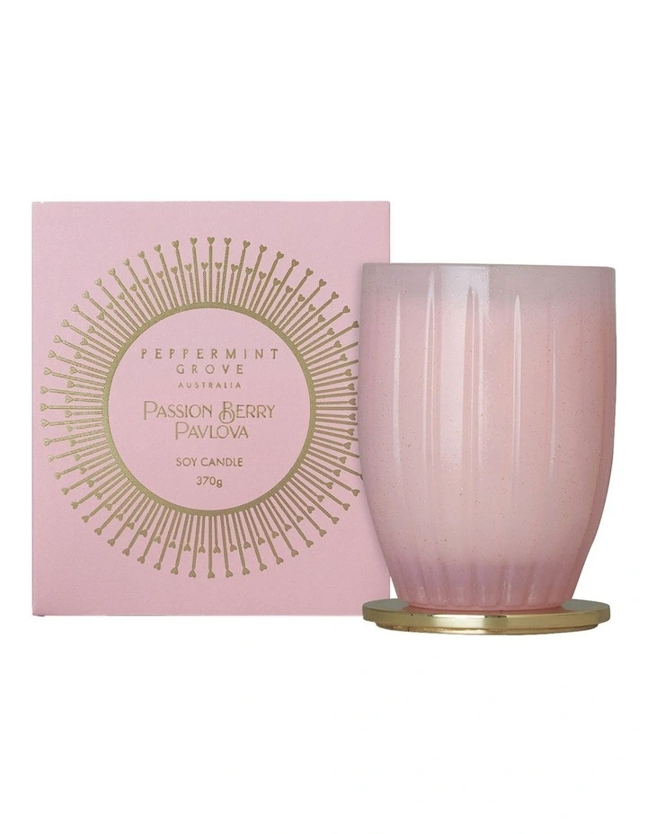 PASSION BERRY PAVLOVA SOY CANDLE 370G