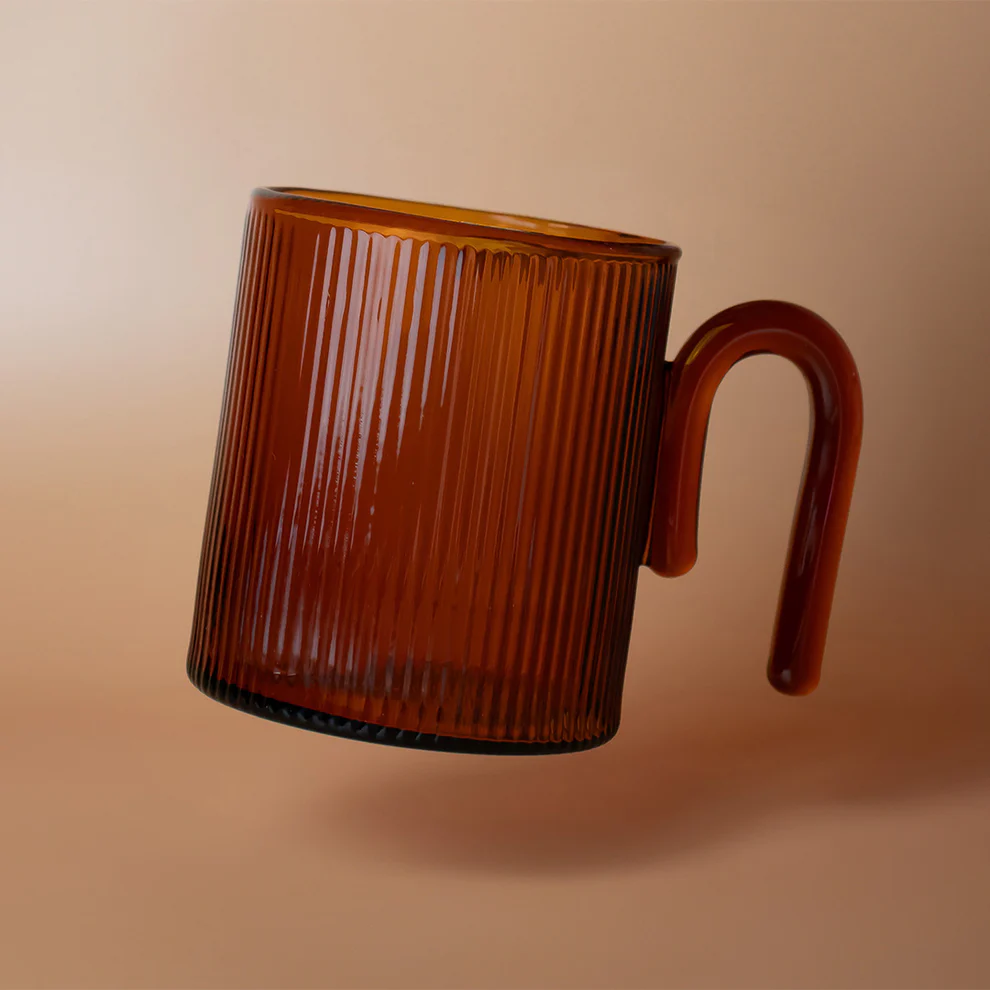 SAGE & COOPER ARCHER RIBBED GLASS CUP - AMBER 