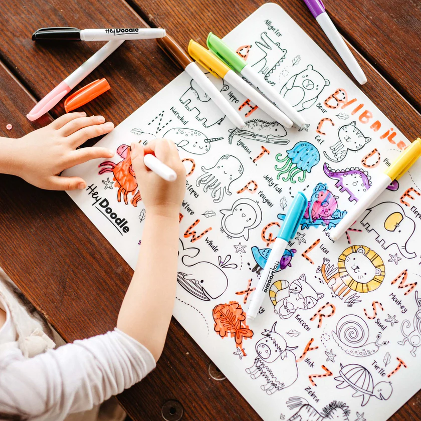 HEY DOODLE REUSABLE COLOURING SILICONE MAT | IN TO THE WILD