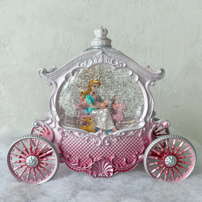 SNOWING PINK CARRIAGE WITH PRINCESS