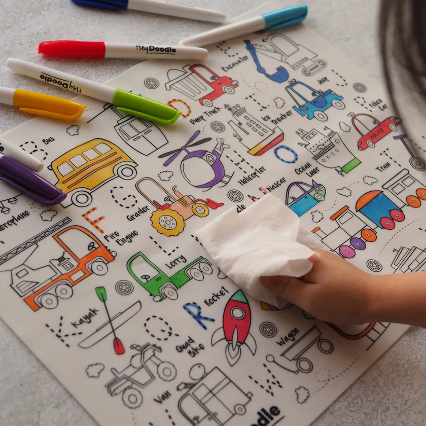 HEY DOODLE REUSABLE SILICONE MAT | TOOT TOOT HONK
