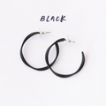 EVERYDAY TWISTED MIDI HOOP EARRINGS | BLACK
