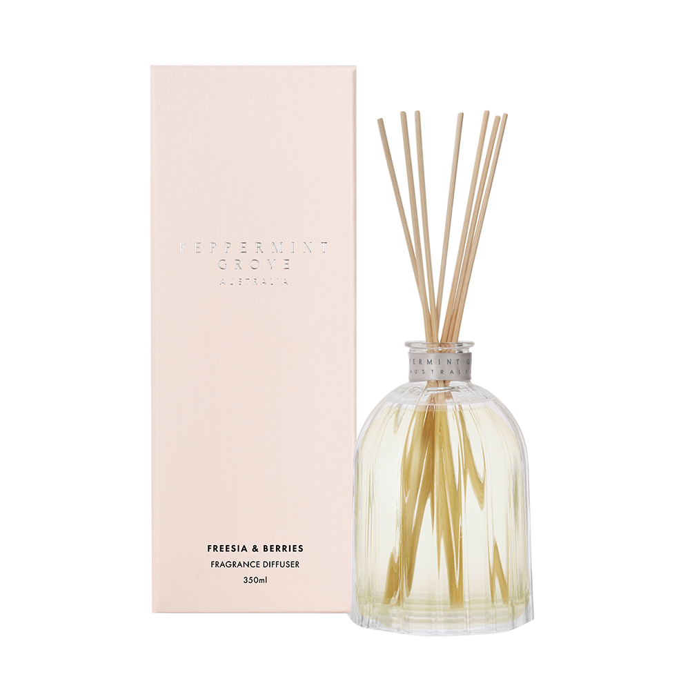FREESIA & BERRIES REED DIFFUSER 350ML